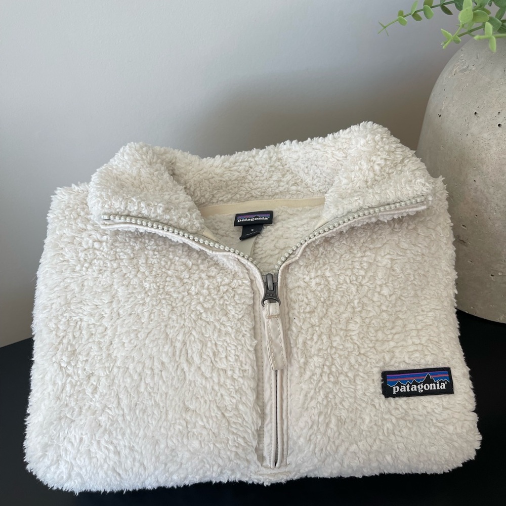 Patagonia Off-White Sherpa Pullover
